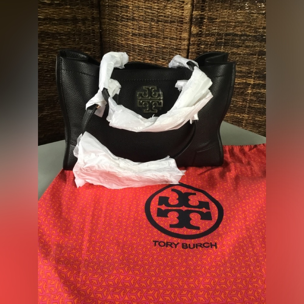 TORY BURCH LARGE LEATHER TOTE WITH MUCH SPACE INNER POCKETS LARGE DUST BAG - Picture 3 of 16